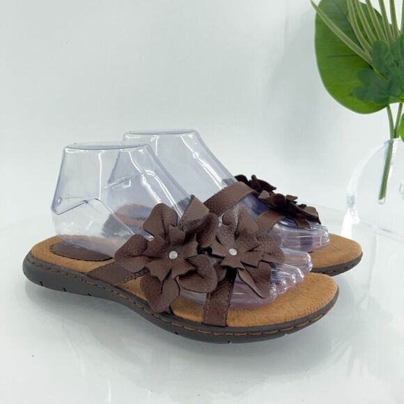 Born Women's Sandal Size 7 Strappy Thong Brown Vegan Slide Big Flowers Flip - Picture 1 of 14